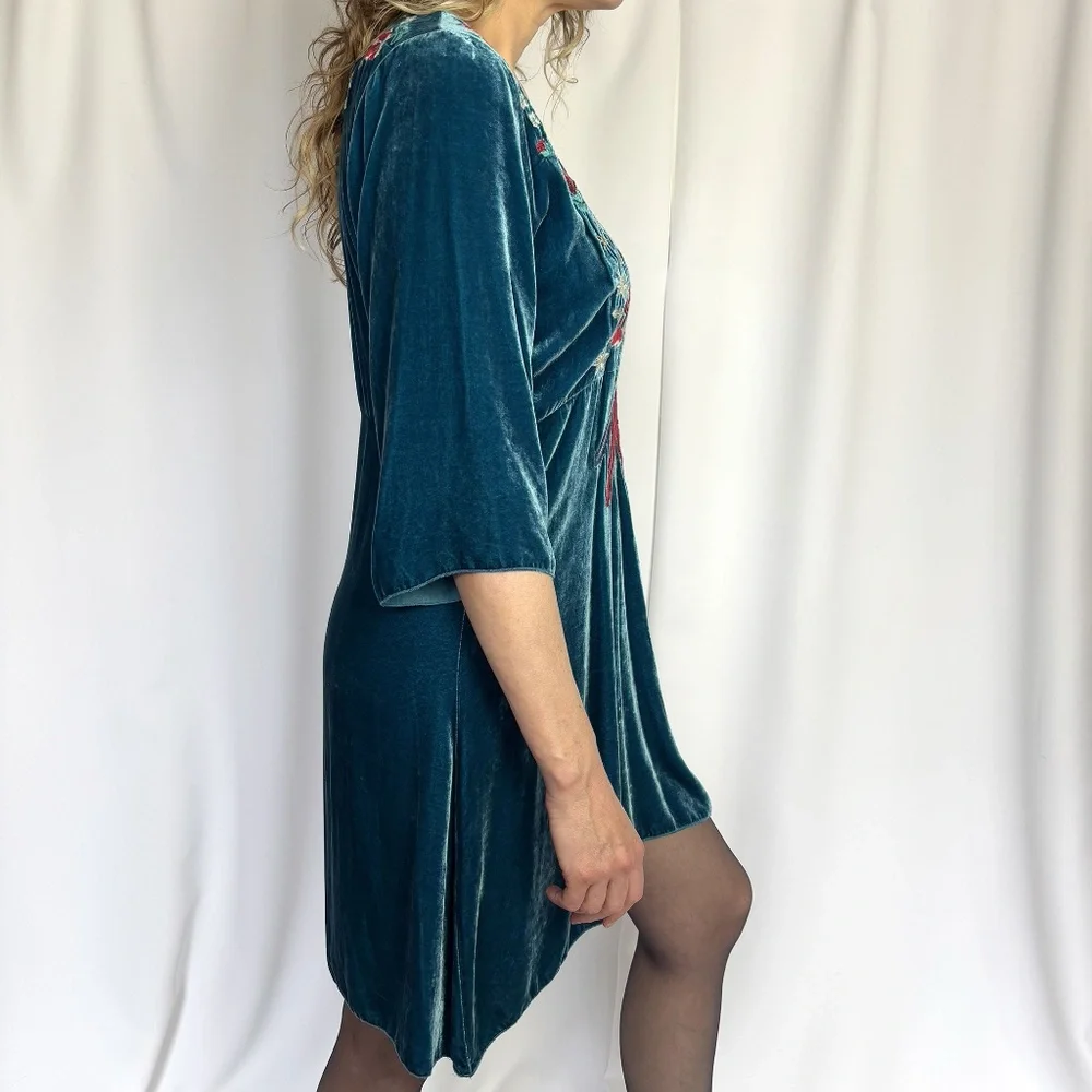 Johnny Was JWLA "Ava" Velvet Embroidered Tunic Dress – Medium - Picture 4 of 13
